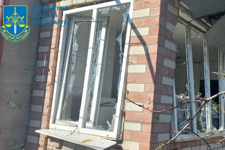 Росіяни обстріляли Херсонський і Бериславський райони: 1 загиблий і 2 поранених