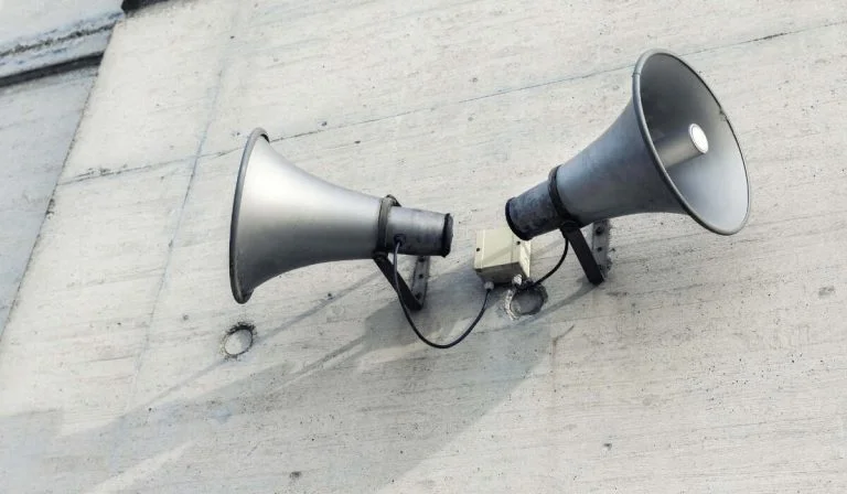 АТ “Херсонобленерго” придбало гучномовці на понад 400 тис гривень