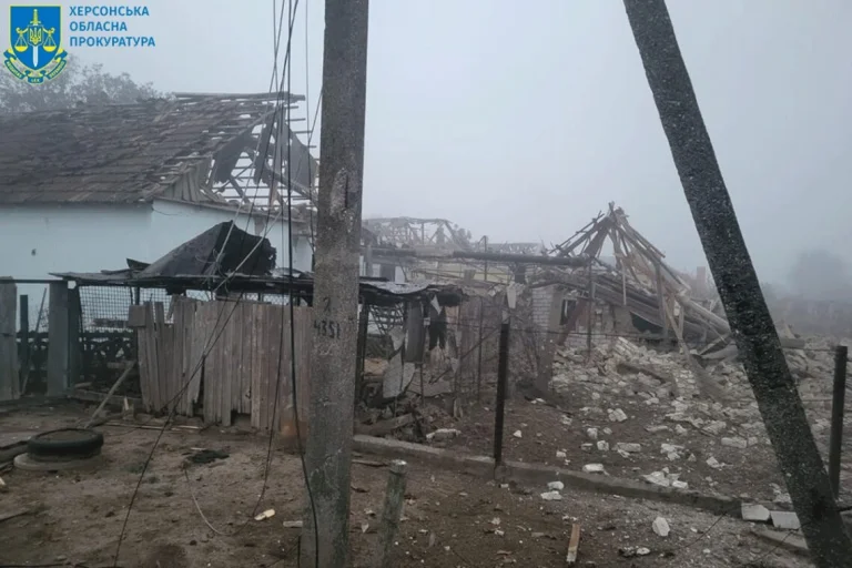 Окупанти атакували авіабомбами Бериславщину: випущено 6 КАБів