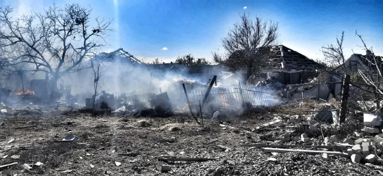 У поліції Херсонської області показали наслідки вчорашніх обстрілів Херсонщини (фото)