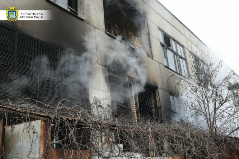 Через російський артобстріл загинуло двоє херсонців – серед них комунальник