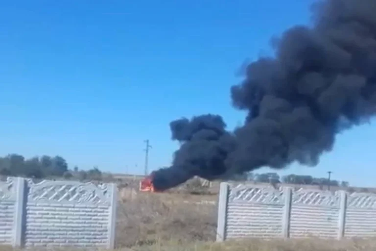 Херсонська МВА показала кадри з місця ворожої атаки кладовища (фото)