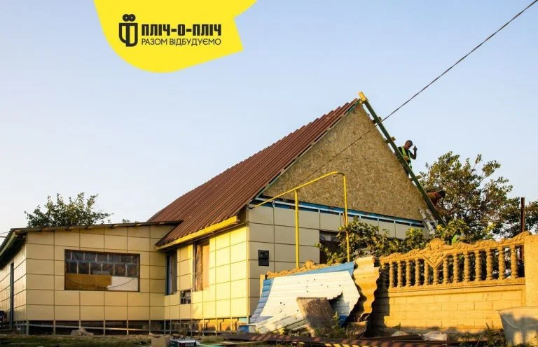 Будівельники Дніпропетровщини відновили на Херсонщині 31 оселю