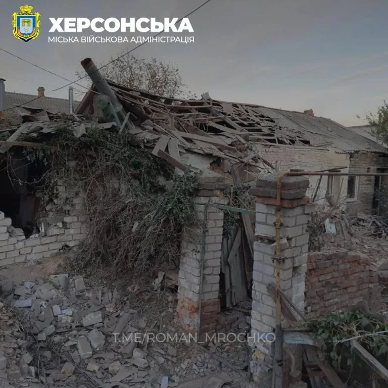 Окупанти обстріляли Дніпровський район Херсона