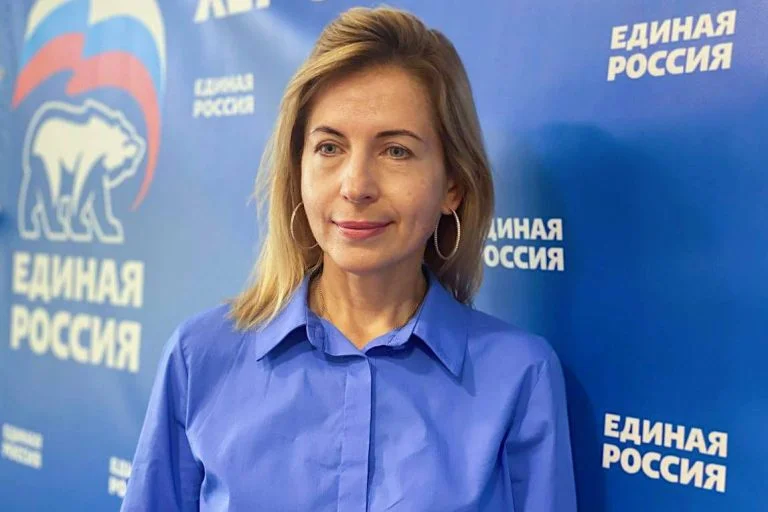 Поліція повідомила про підозру депутатці “Херсонської обласної думи”