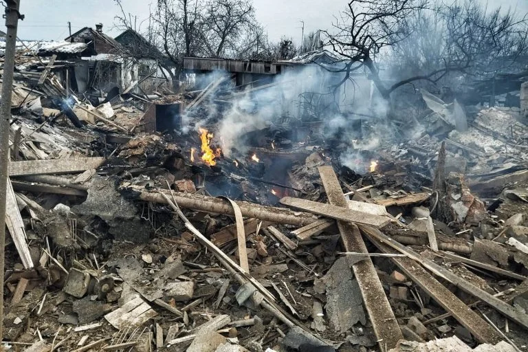 Росіяни за добу 128 разів обстріляли Херсонщину: 4 поранених