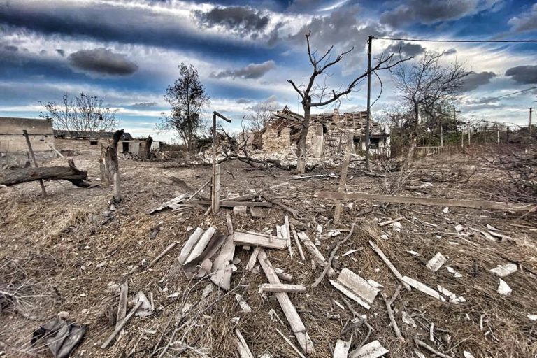 За добу росіяни 84 рази обстріляли Херсонщину: 6 поранених