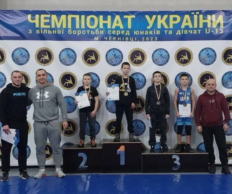 Херсонський спортсмен Назар Чапурін посів II місце на змаганнях з вільної боротьби