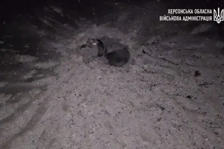 Росіяни обстріляли підприємство у Херсоні: є загиблий