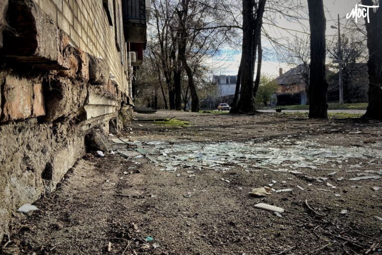 Армія РФ атакувала центр Херсона: поранено 51-річного чоловіка