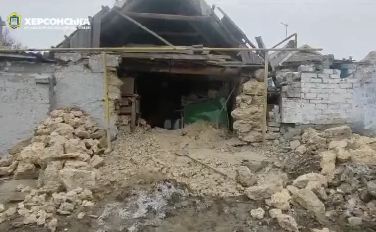 МВА показала наслідки чергових російських ударів по Херсону