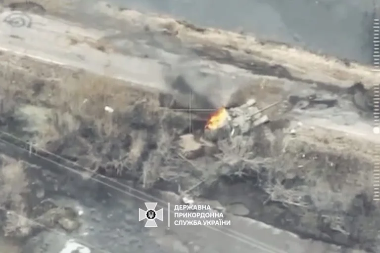 На Херсонщині FPV-дроном підпалили російський танк