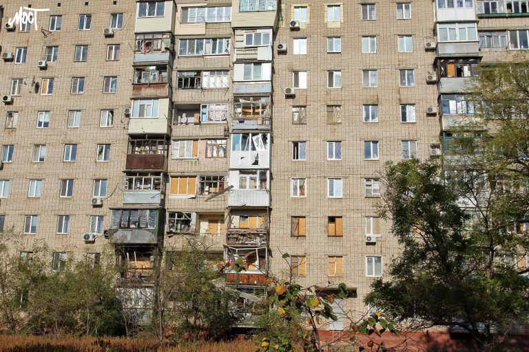 Окупанти передали 1,6 тисяч багатоповерхівок на лівобережжі Херсонщини так званій “Єдиній керуючій компанії”