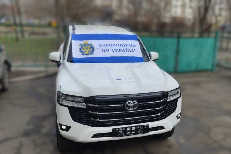 ЄС передав броньований автомобіль прокуратурі Херсонщини