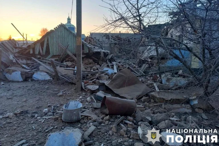 Росіяни за добу 99 разів обстріляли Херсонщину: 2 поранених