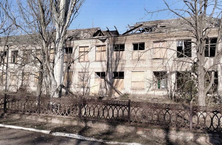 У поліції показали наслідки вчорашніх ворожих обстрілів Херсонщини (фото)