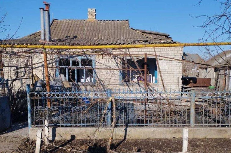 Росіяни обстріляли Ромашкове та Херсон: є постраждалі