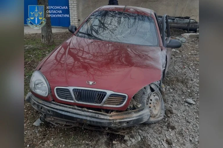 У Херсонському районі внаслідок обстрілу постраждав чоловік, – прокуратура