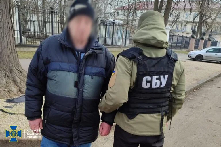 СБУ затримала члена незаконної виборчої комісії у Херсоні
