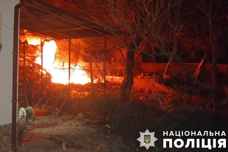 Росіяни за добу більше 40 разів обстріляли Херсонщину: є поранені