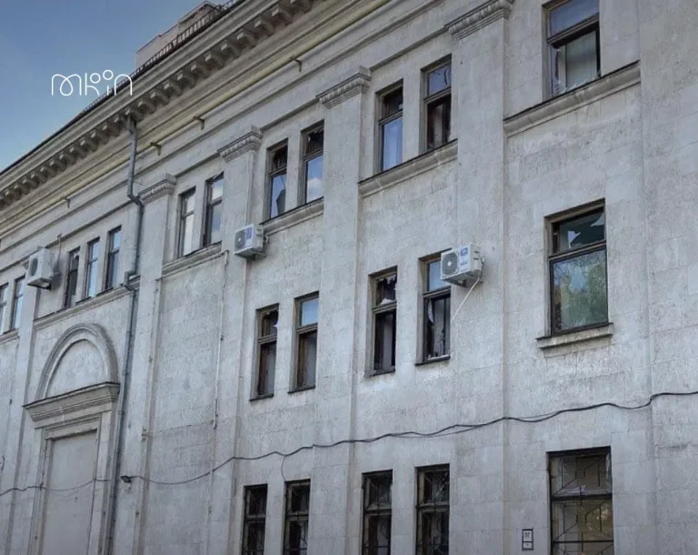 У Херсоні під обстріл потрапив театр