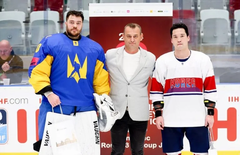 Голкіпер з Херсонського хокейного клубу визнаний кращим гравцем Національної збірної