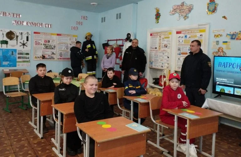 Захист дітей у Кочубеївській громаді: запрацював новий клас з мінної безпеки