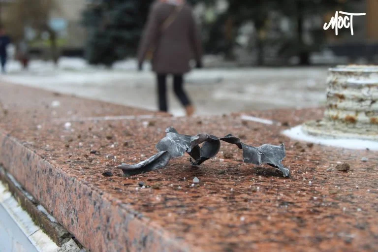 Унаслідок скиду вибухівки з дрона в Качкарівці постраждав чоловік