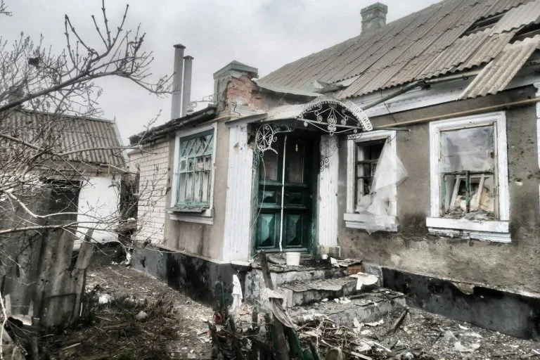 Російська армія обстріляла передмістя Херсона: постраждав хлопець (ОНОВЛЕНО)