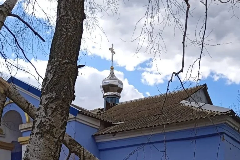 На Херсонщині внаслідок ворожого обстрілу пошкоджено церкву