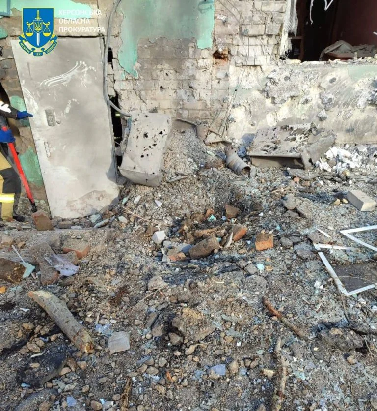 Через обстріл росіян поранено ще одну херсонку