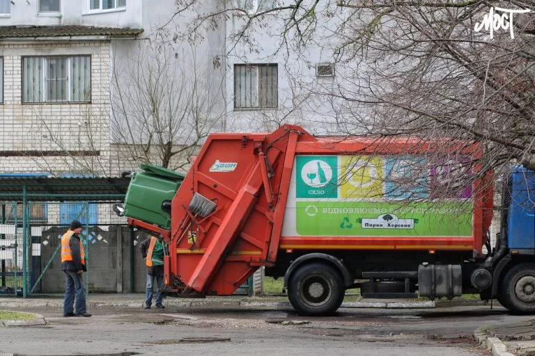 Фірма, яку неодноразово помічали в махінаціях з тендерами, знову постачатиме техніку херсонському КП парки херсона