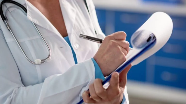 Із Асканії-Нова громади не виїхав жоден медпрацівник, – законна влада