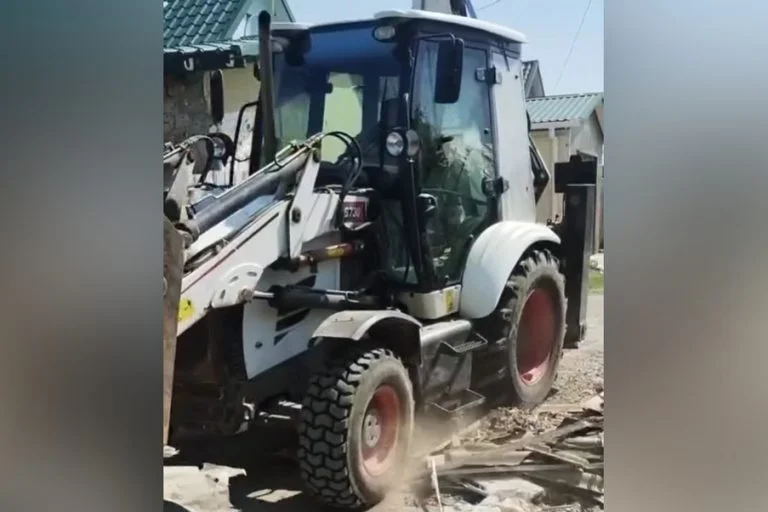 Старостинським округам громади передали 3 одиниці комунальної техніки з Херсона