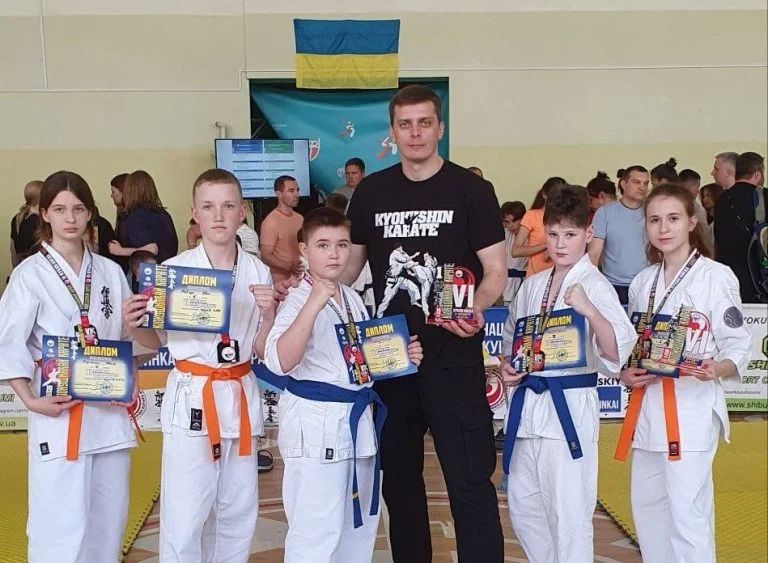 Троє херсонських спортсменів стали призерами змагань з бойових мистецтв