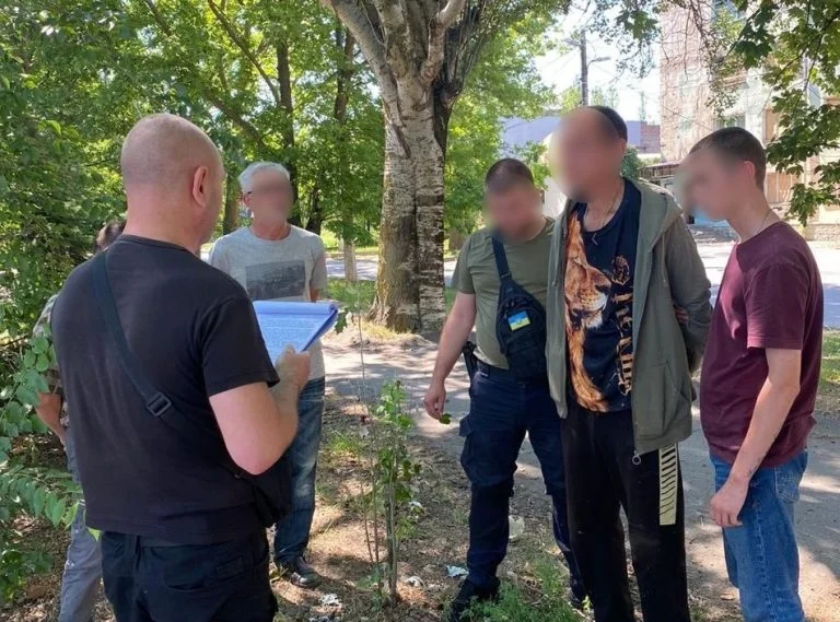 У Херсоні затримали торговця зброєю та патронами