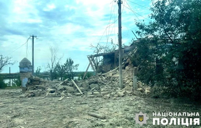 Учора росіяни скинули на Херсонщину 13 авіабомб