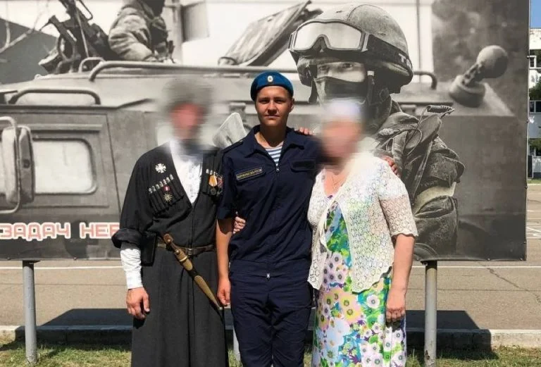 Військовий РФ, який скинув вибухівку на мешканців Херсонщини, отримав підозру