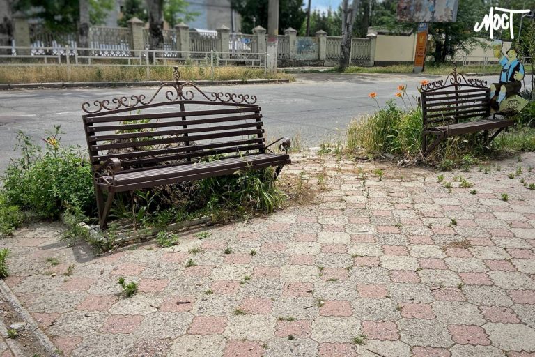 Російські військові поранили херсонця