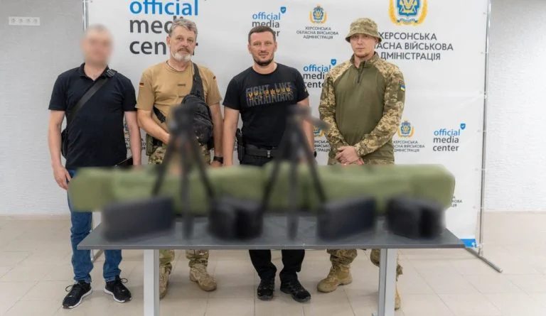 Морпіхам на Херсонщині передали засоби РЕБ