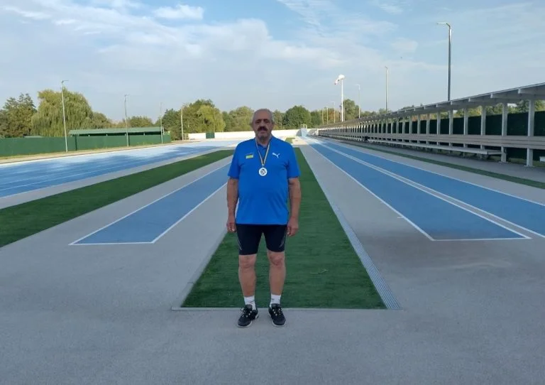 Тренер з Херсонщини став призером Відкритого Кубку України з легкої атлетики серед ветеранів