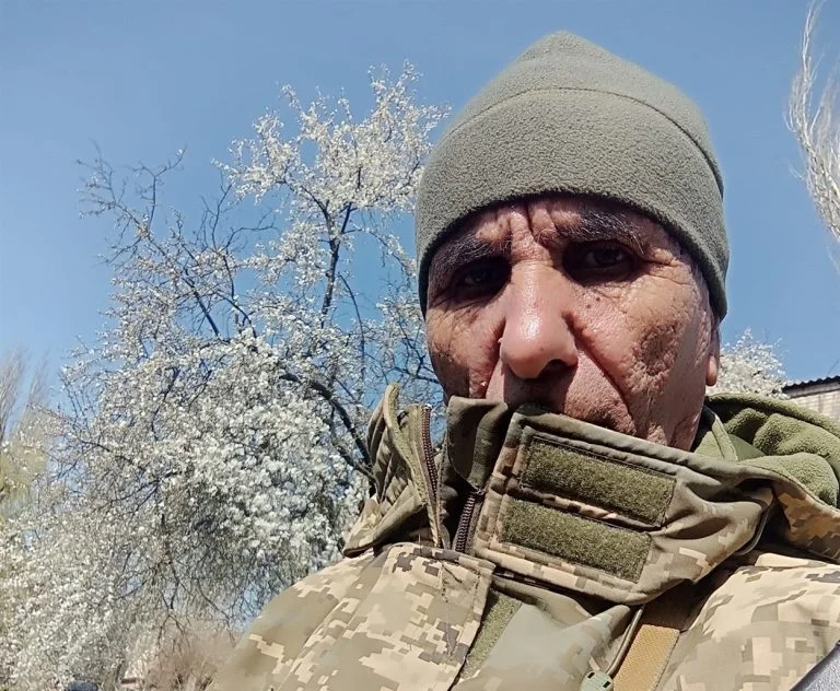 Парамедика з Горностаївки Фазела Манана нагороджено нагрудним знаком “Золотий хрест”