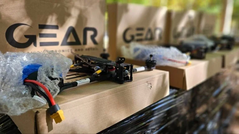 Морпіхам на Херсонщині передали 100 FPV–дронів