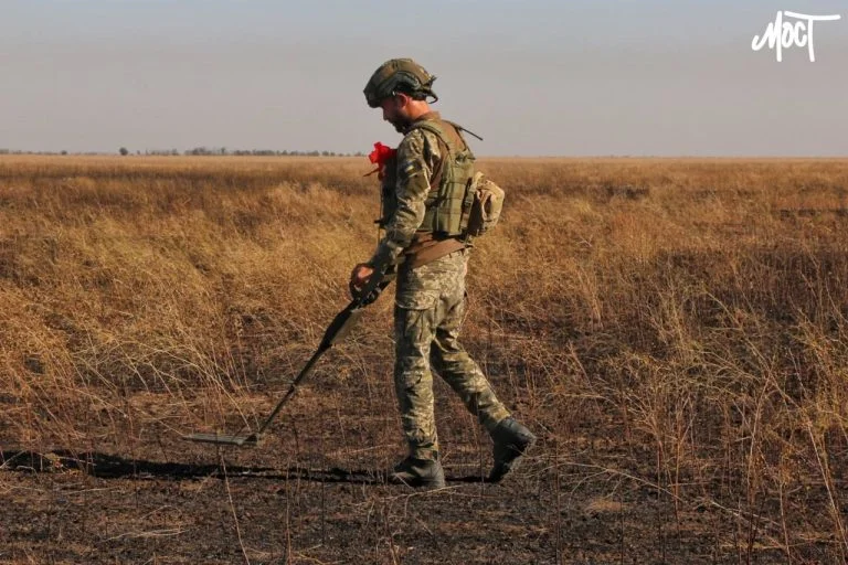 Саперам, які розміновували Херсонщину присвоїли почесне найменування
