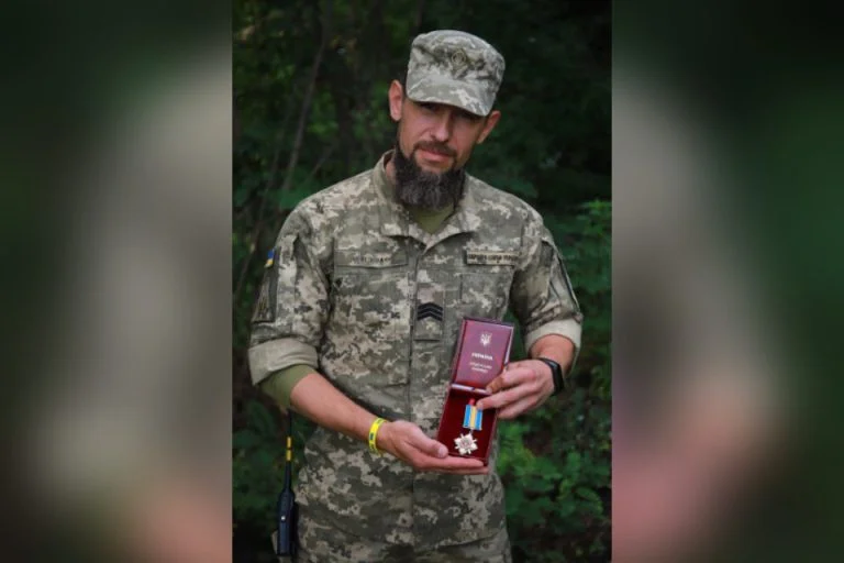 Воїн зенітної ракетної Херсонської бригади отримав нагороду нагорода