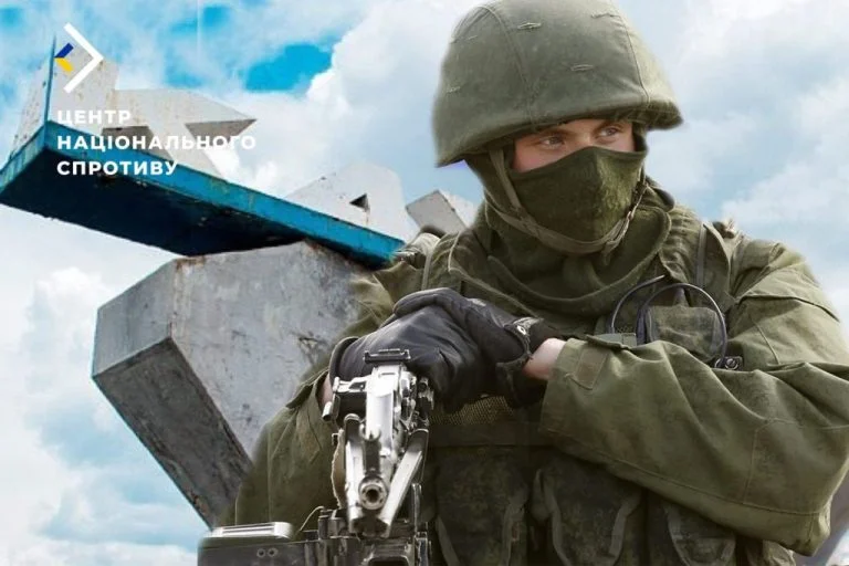 Російські військові заселяються в гуртожитки у Каховці, – ЦНС