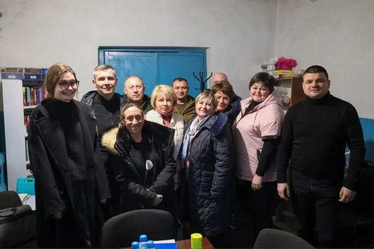 У трьох громадах Херсонщини облаштують громадські простори Благодійний фонд «За Херсонщину» розпочав проєкт із облаштування громадських просторів у трьох громадах Херсонської області.