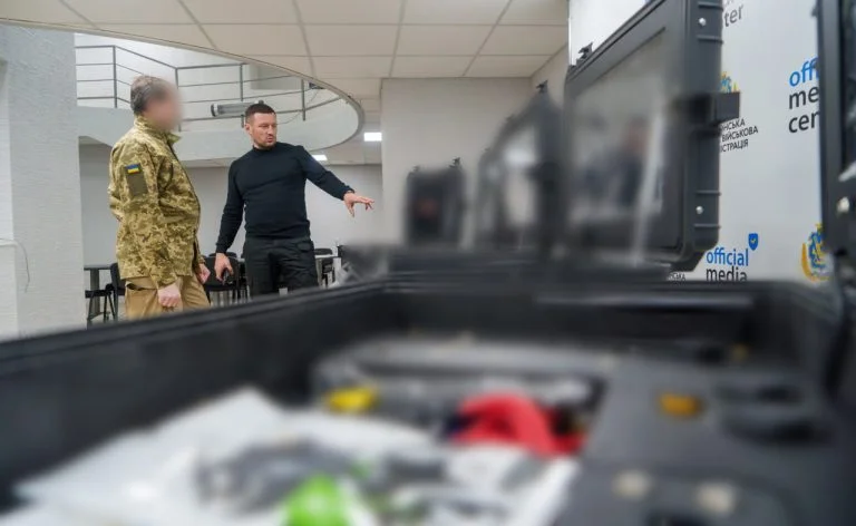 Морській піхоті на Херсонщині передали комплекси управління для FPV–дронів Морській піхоті на Херсонщині передали комплекси управління для FPV–дронів