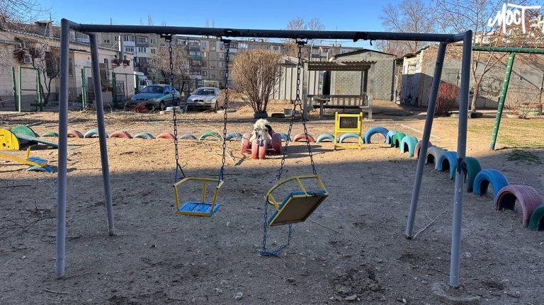 Вчора війська РФ обстріляли 35 населених пунктів Херсонщини: є поранені