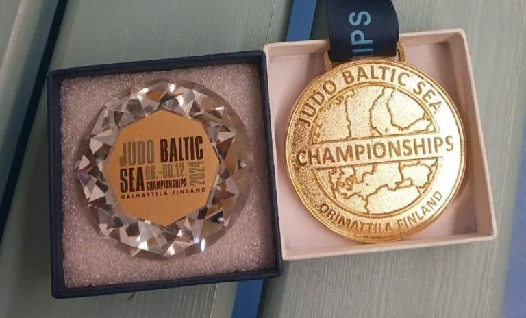 Медалі з призовими місцями Херсонських спортсменів